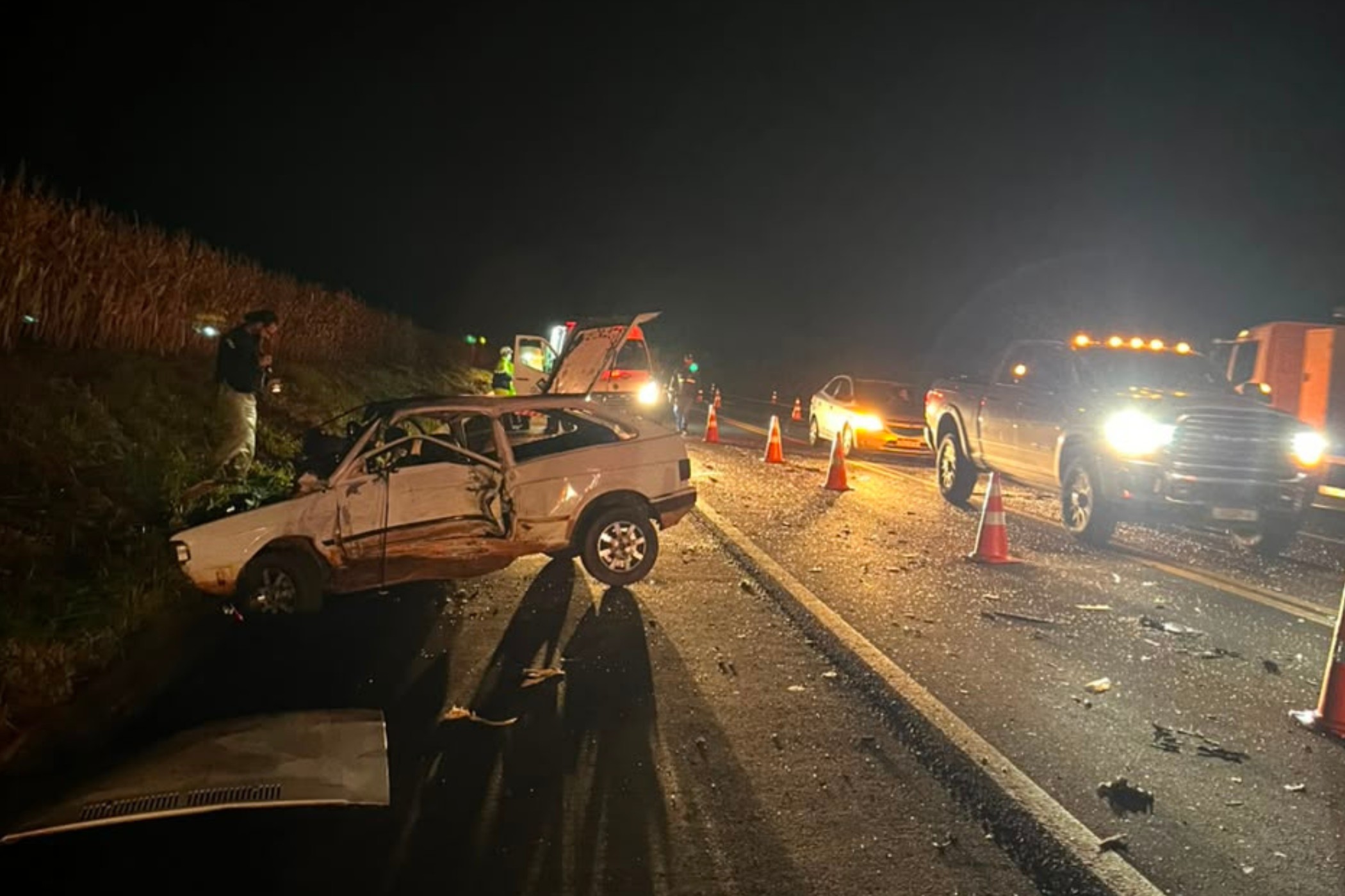Criança fora da cadeirinha morre em acidente envolvendo três carros no Paraná