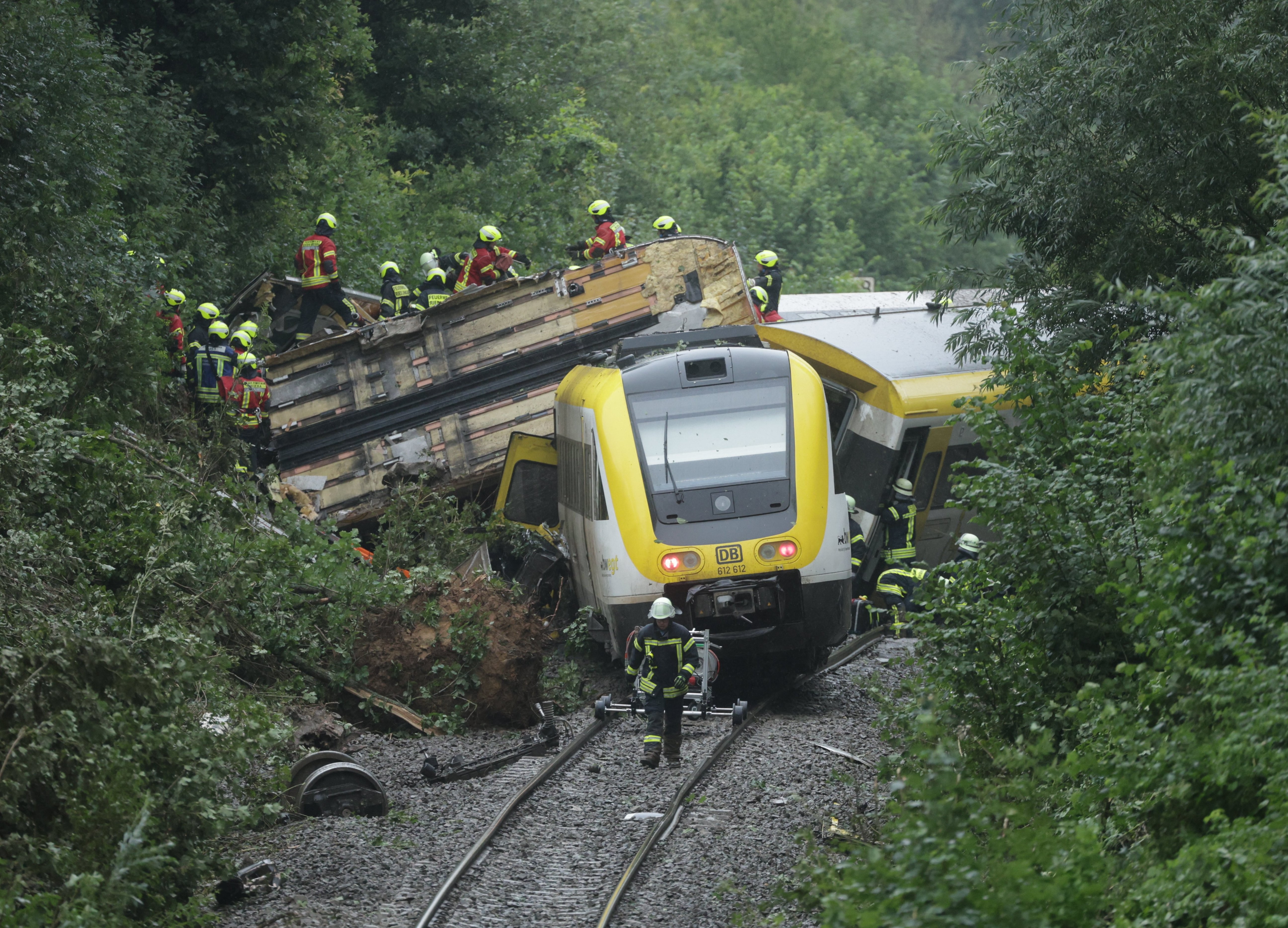 Acidente de trem deixa mortos na Alemanha