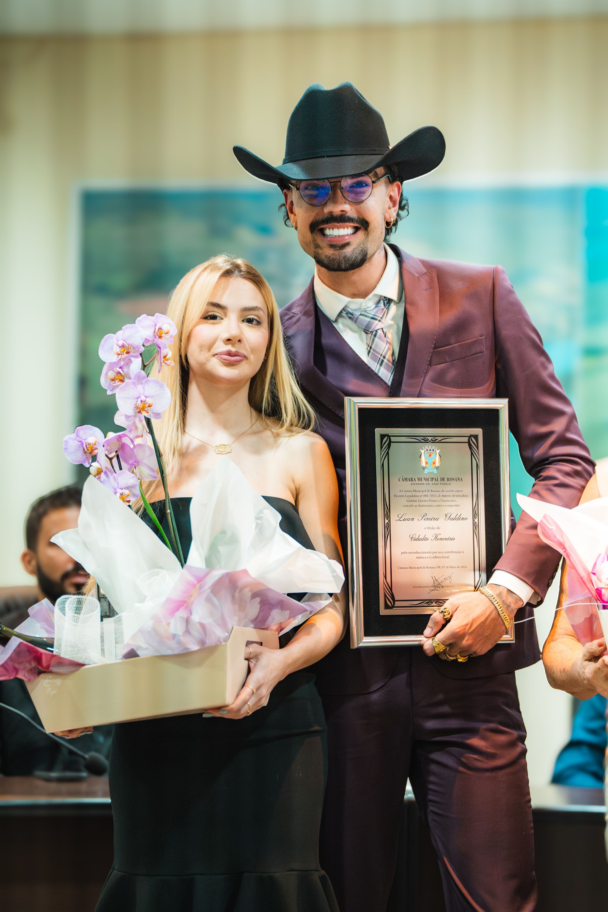 Com mais de 22 milhões de seguidores, Luan Pereira recebe título de cidadão honorário de Rosana, onde viveu antes da fama