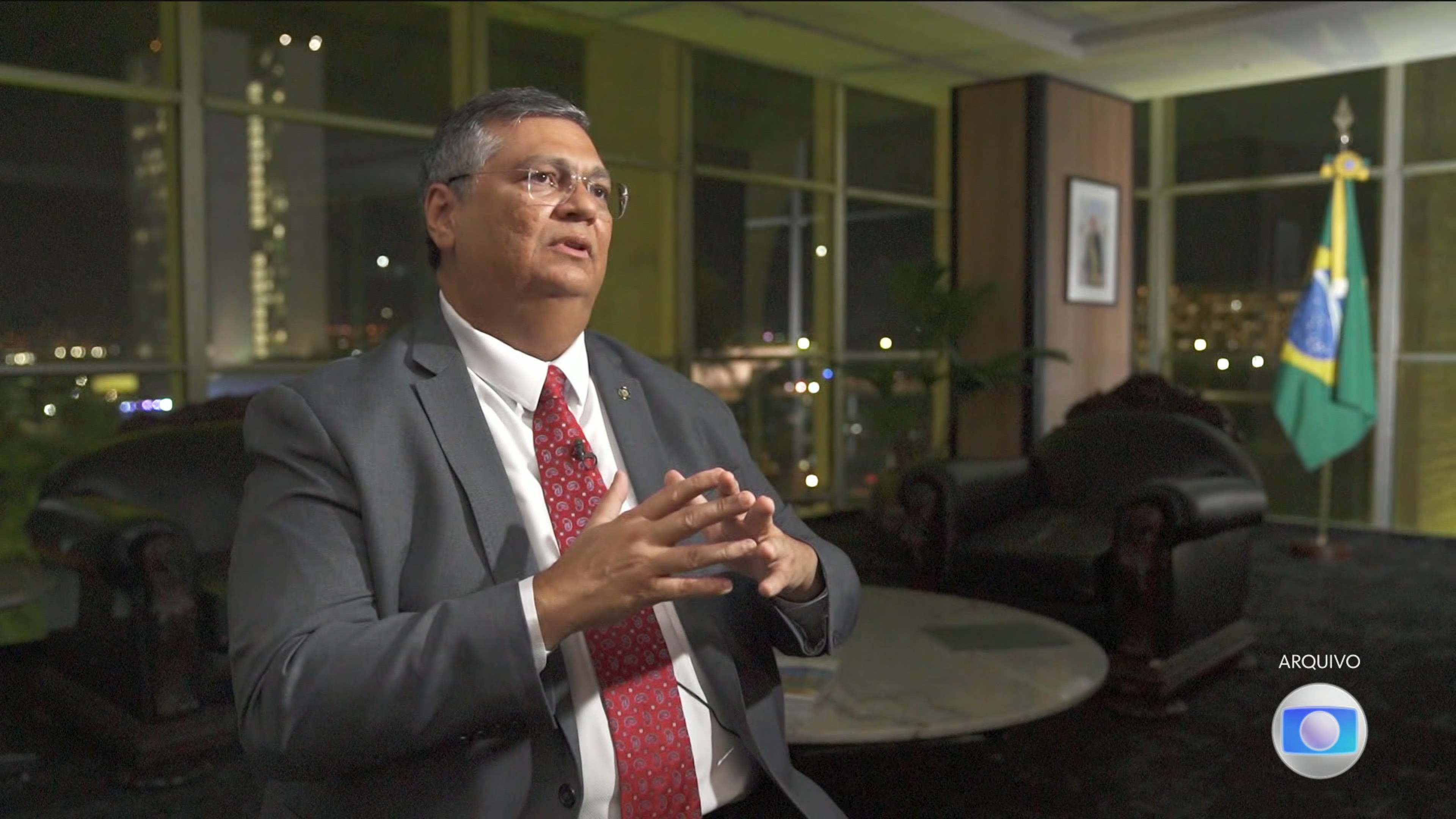 Ministro Flávio Dino, do Supremo, proíbe que novas leis gerem ‘penduricalhos’ acima do teto do funcionalismo