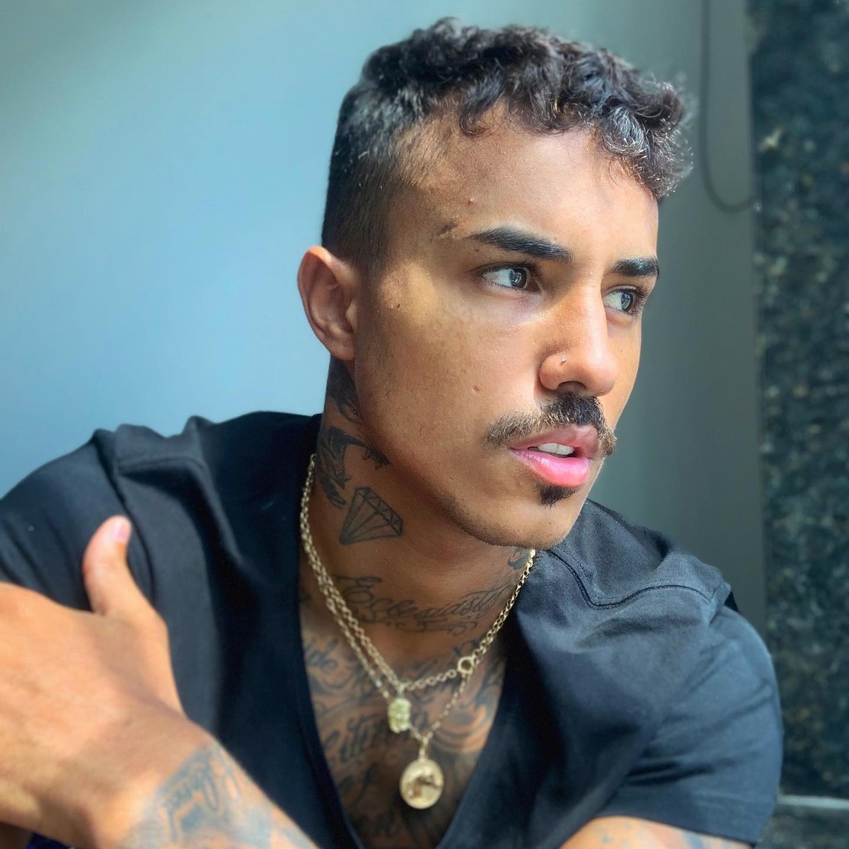 Mc Livinho Migra Do Funk Para O Trap No álbum Mágico Dos Flows Blog Do Mauro Ferreira G1 1549