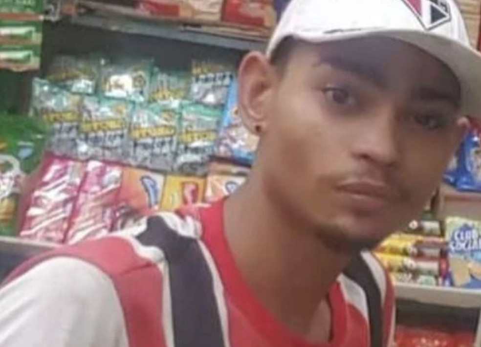 Filho de Maria Solange foi morto aos 24 anos em Manaus — Foto: Arquivo pessoal