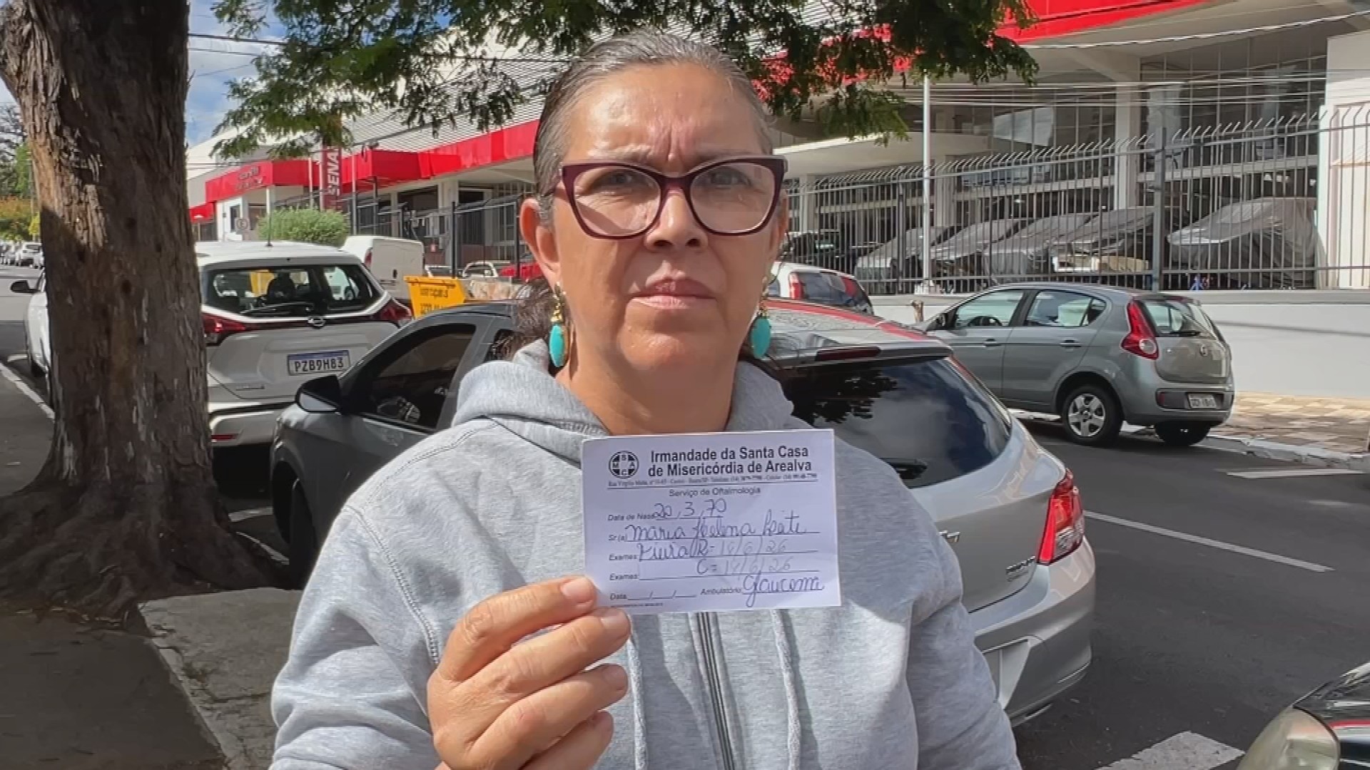 Pacientes encontram unidade da Santa Casa de Arealva fechada em Bauru e relatam falta de aviso sobre cancelamento