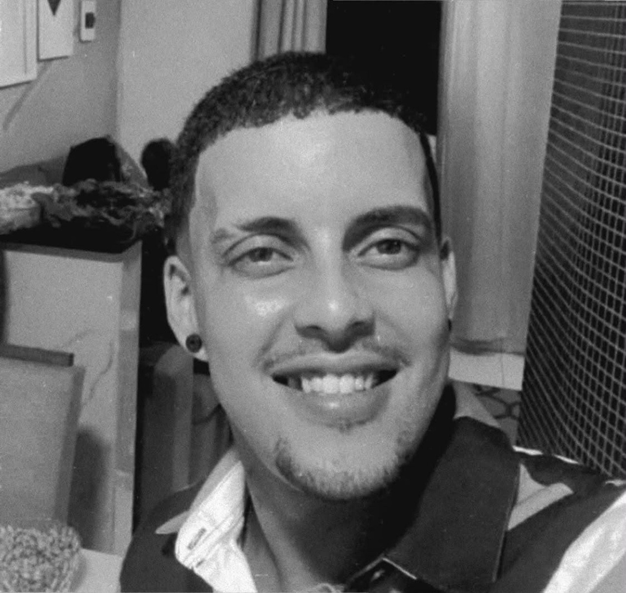 Caminhoneiro morto por PMs teve casa invadida e foi baleado na frente dos filhos pequenos, diz testemunha