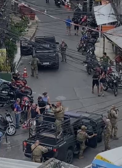 Operação na Zona Sul do Rio para prender assassinos de policial civil marido de juíza tem tiroteio e suspeito morto