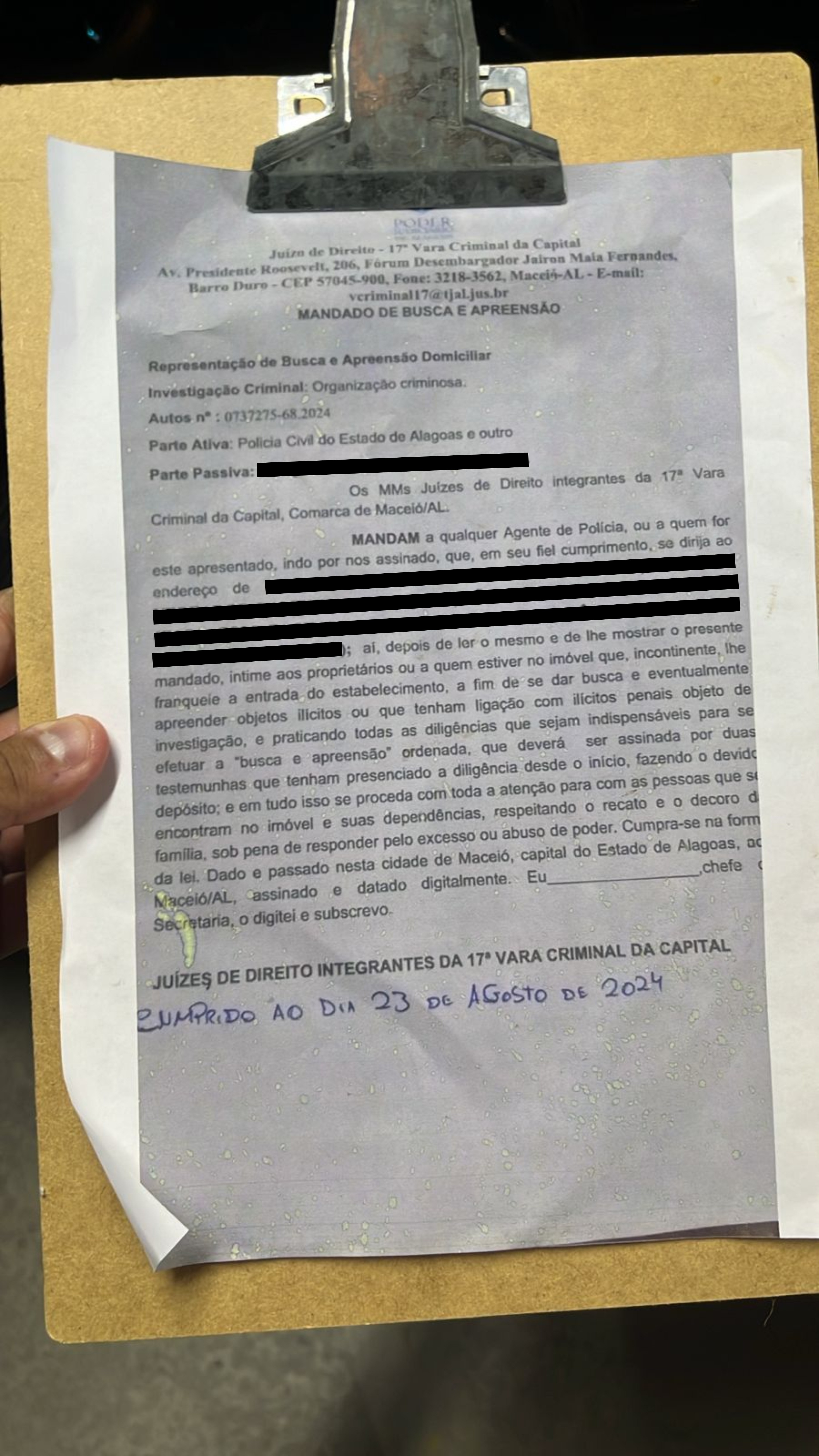 Criminosos com farda do Bope utilizaram falso mandado em tentativa de assalto em empresarial em Maceió; veja foto