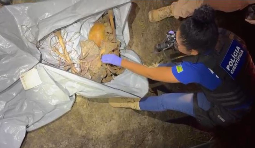 Ossada humana é encontrada dentro de cisterna da Zona Rural de Estância — Foto: SSP/SE
