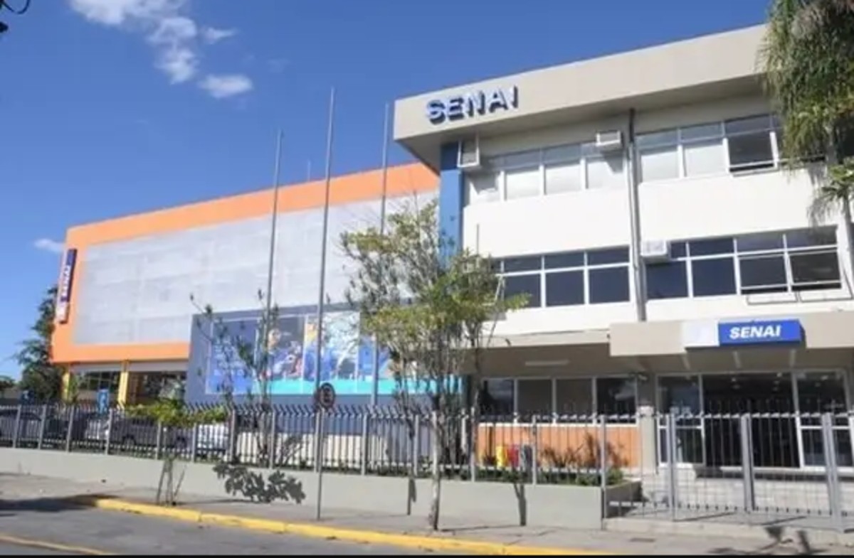 Firjan SENAI abre inscrições para cursos profissionalizantes gratuitos na região