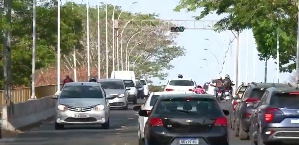 Condutora é indiciada por homicídio doloso de motociclista em colisão na Ponte da Primavera, em Teresina 