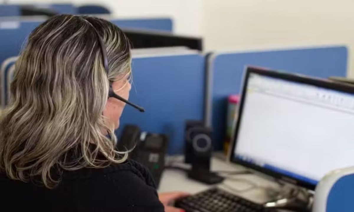 Empresa oferece 350 vagas para operador de telemarketing em Feira de Santana