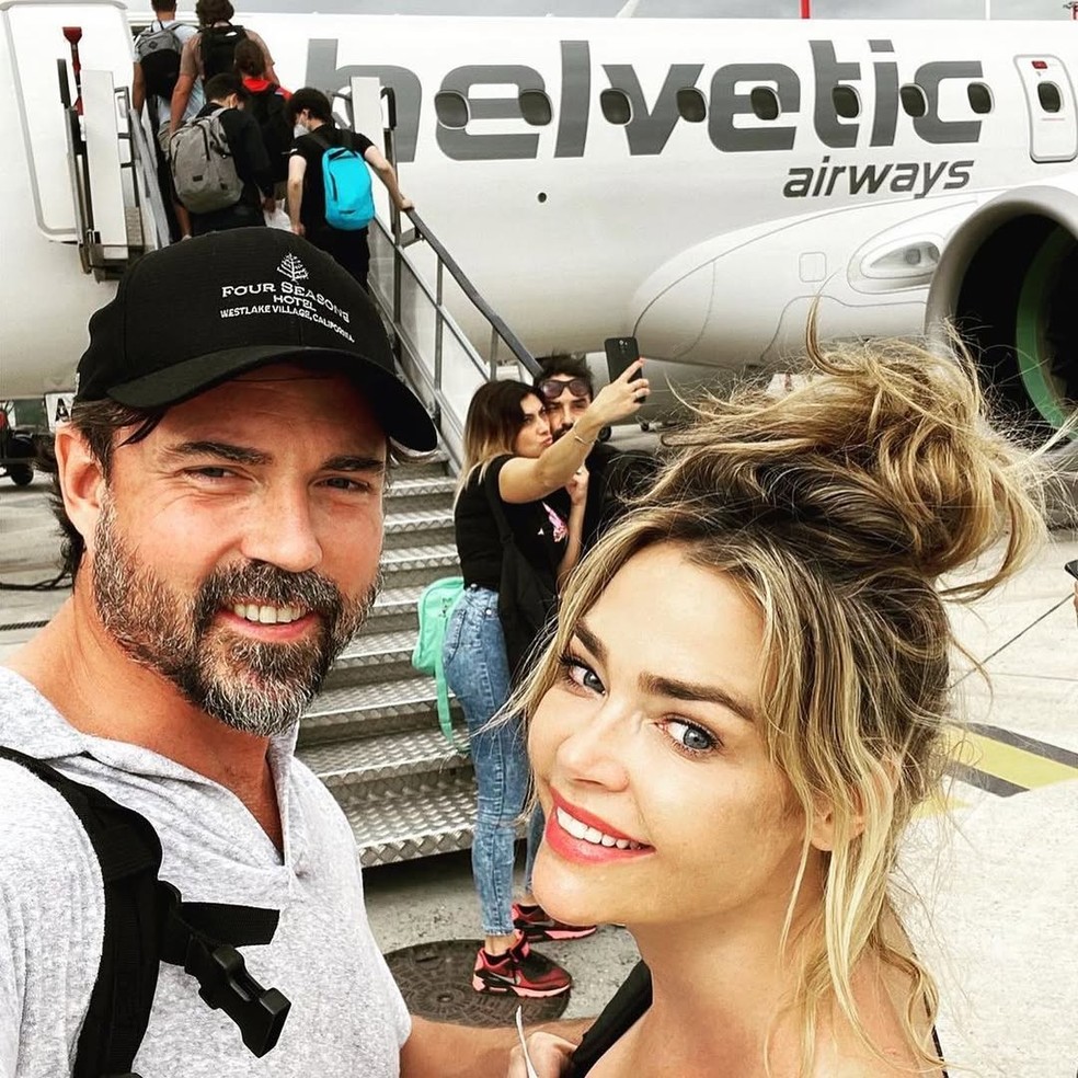 Aaron Phypers e Denise Richards — Foto: Reprodução/Instagram