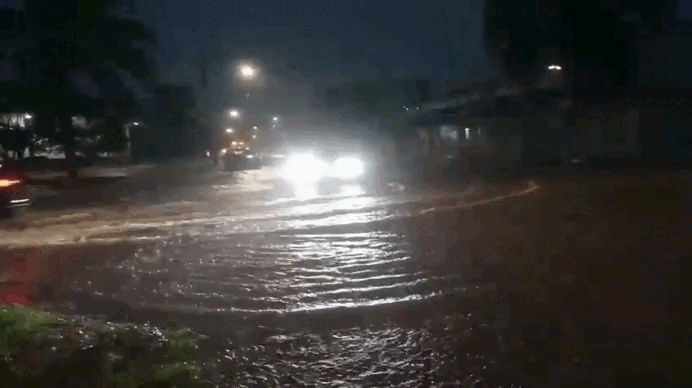 São Borja decreta situação de emergência e aulas são canceladas; temporal causa transtornos em cidades do RS