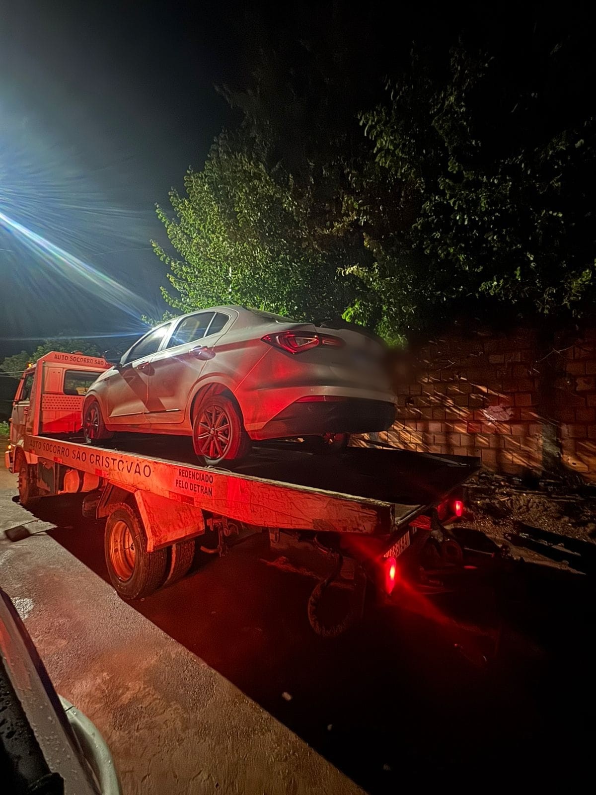 Carro clonado e furtado em Belo Horizonte é apreendido no Noroeste de Minas