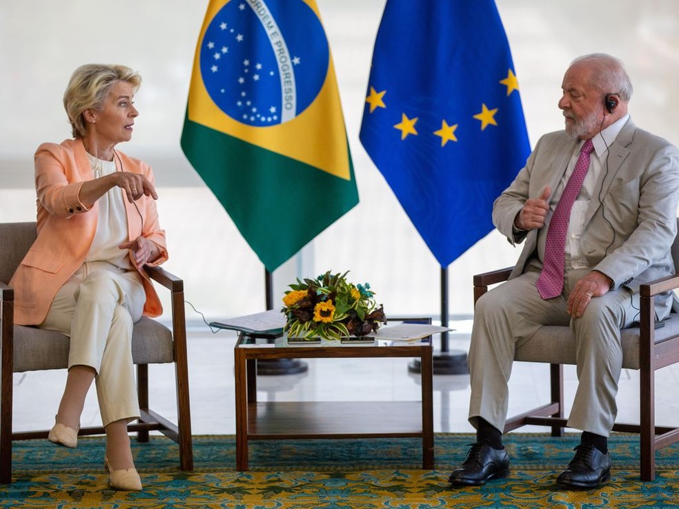 O presidente Luiz Inácio Lula da Silva recebeu, em junho, a presidente da Comissão Europeia, Ursula von der Leyen, no Palácio do Planalto. — Foto: Fabio Rodrigues-Pozzebom/ Agência Brasil