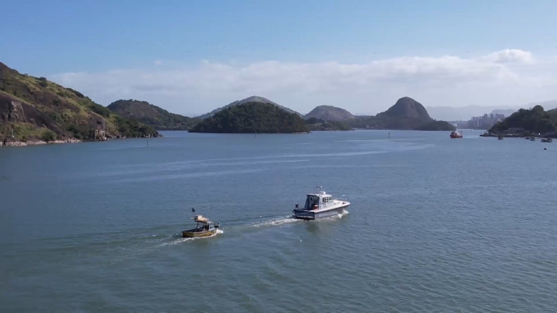 Pescador à deriva por dois dias é resgatado no dia do aniversário no ES: 'Presente de Deus'