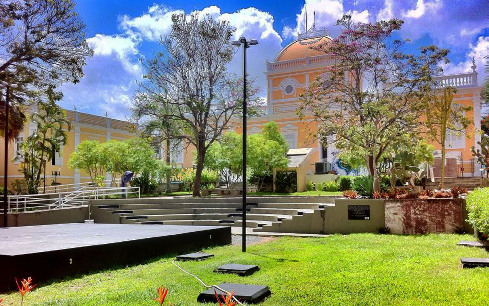 Cuca abre matrículas para oficinas artísticas em Feira de Santana; confira