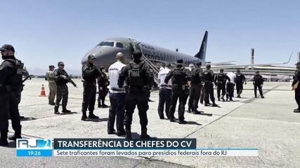 Chefes do Comando Vermelho são levados para presídio federal fora do Rio
