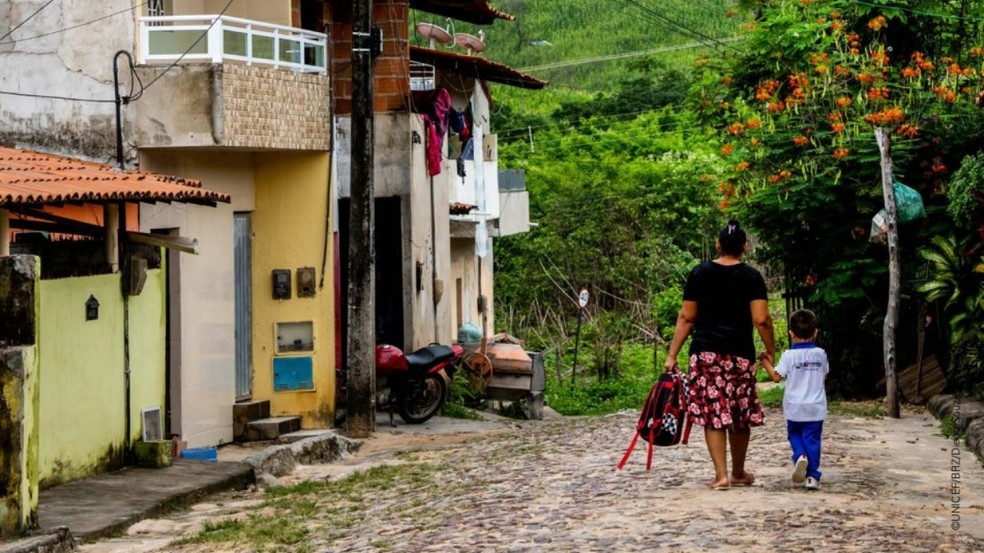 Em 2024, 10,5 milhes de brasileiros deixaram a pobreza ou extrema pobreza  Foto: Diego Souza/UNICEF