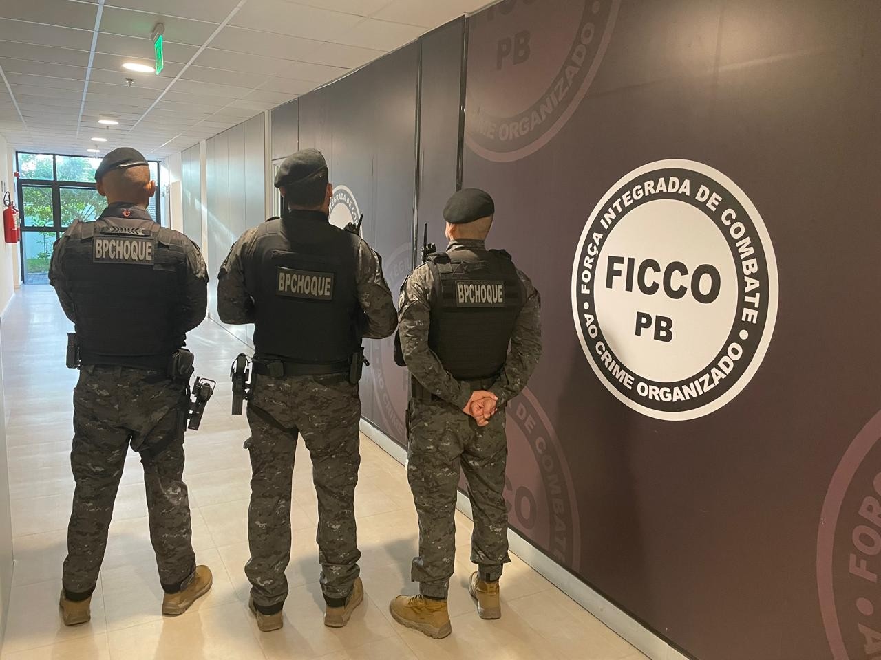 Chefe de organização criminosa do RN é preso enquanto fazia turisto em praia na Paraíba