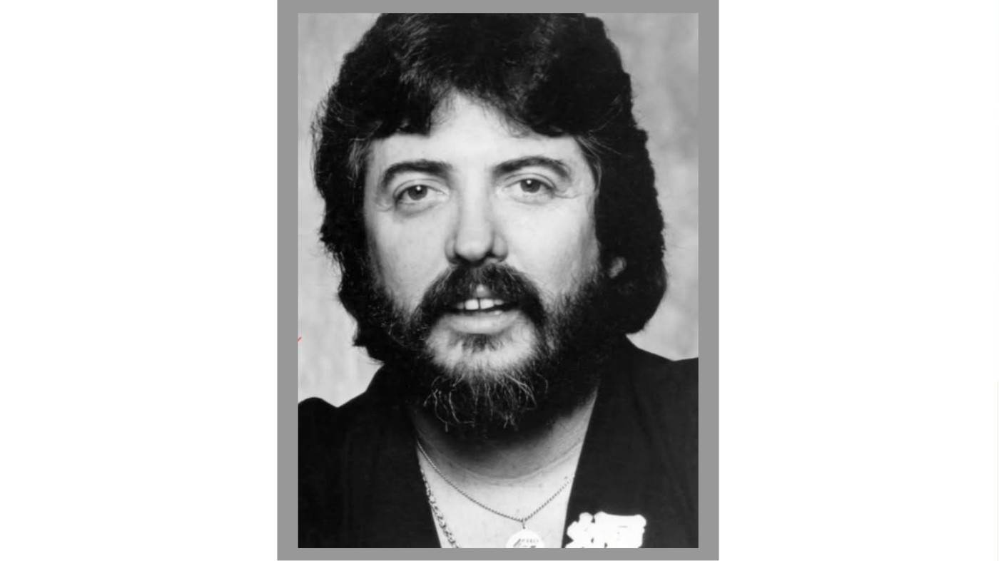 Dash Crofts, cantor do sucesso 'Summer Breeze', morre aos 87 anos