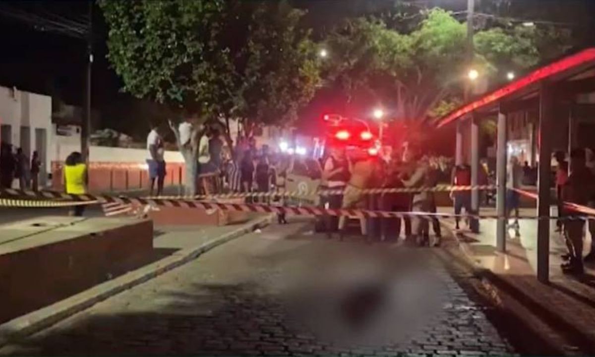 Dono de barraca de acarajé é morto a tiros em Jequié; esse é o 6º homicídio na cidade em menos de uma semana