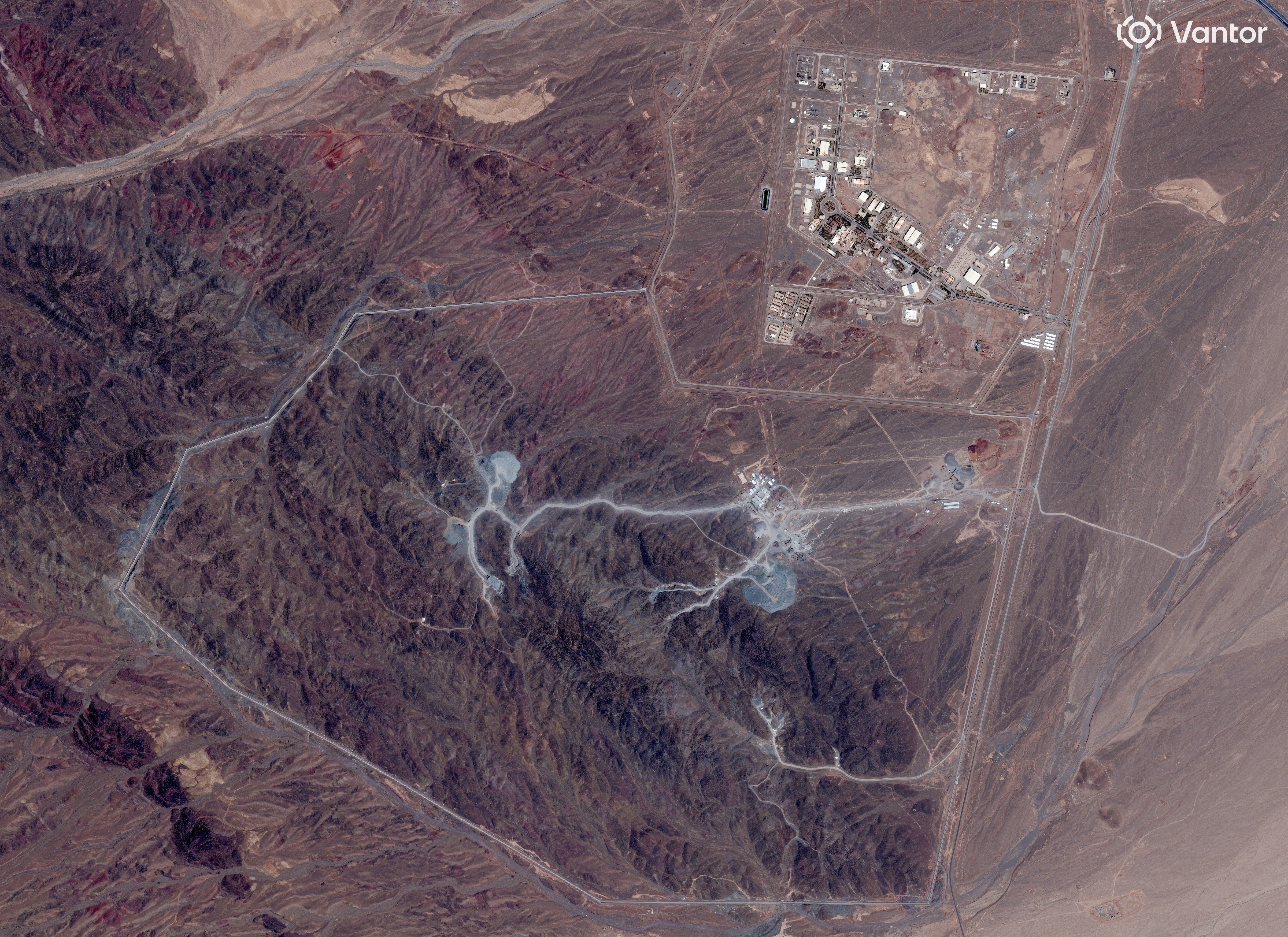 Irã ameaça atacar interesses dos EUA após declarações sobre instalações nucleares