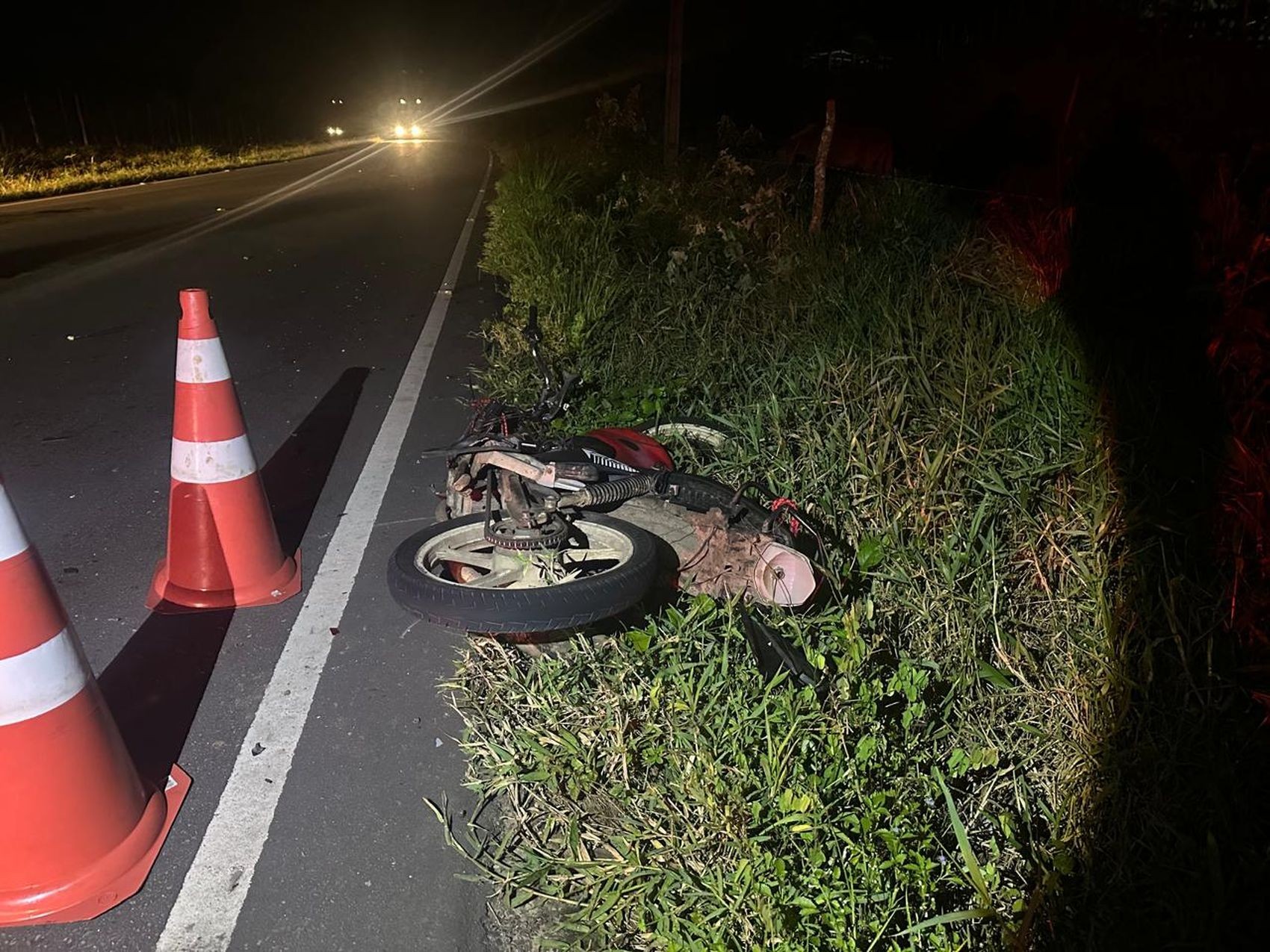 Motociclista fica ferido após acidente na Rodovia SE-245