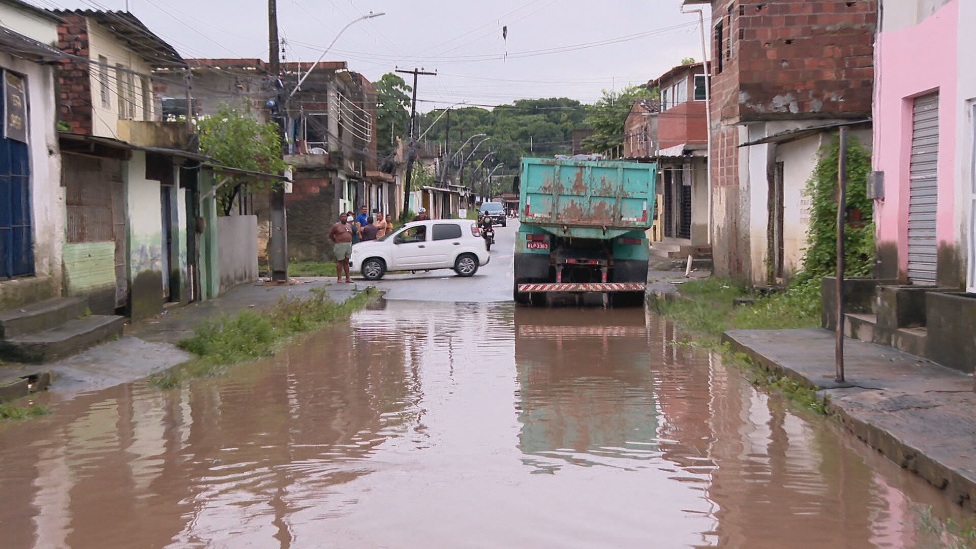 Chuvas em Pernambuco: governo anuncia R$ 1,2 milhão para cidades em situação de emergência