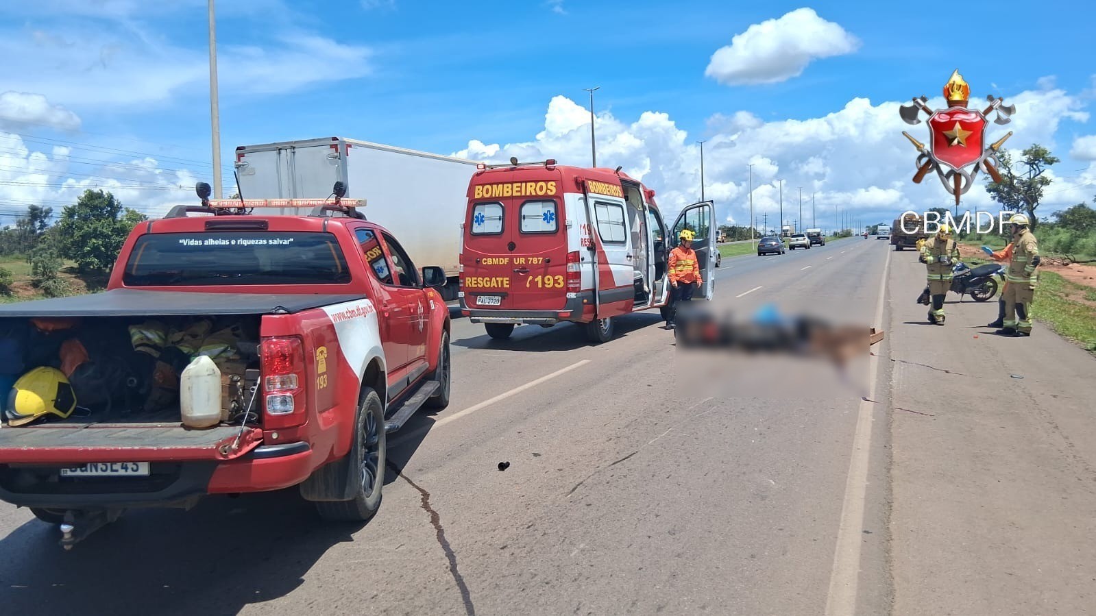 Motociclista morre após colidir com caminhão na BR-020, no DF