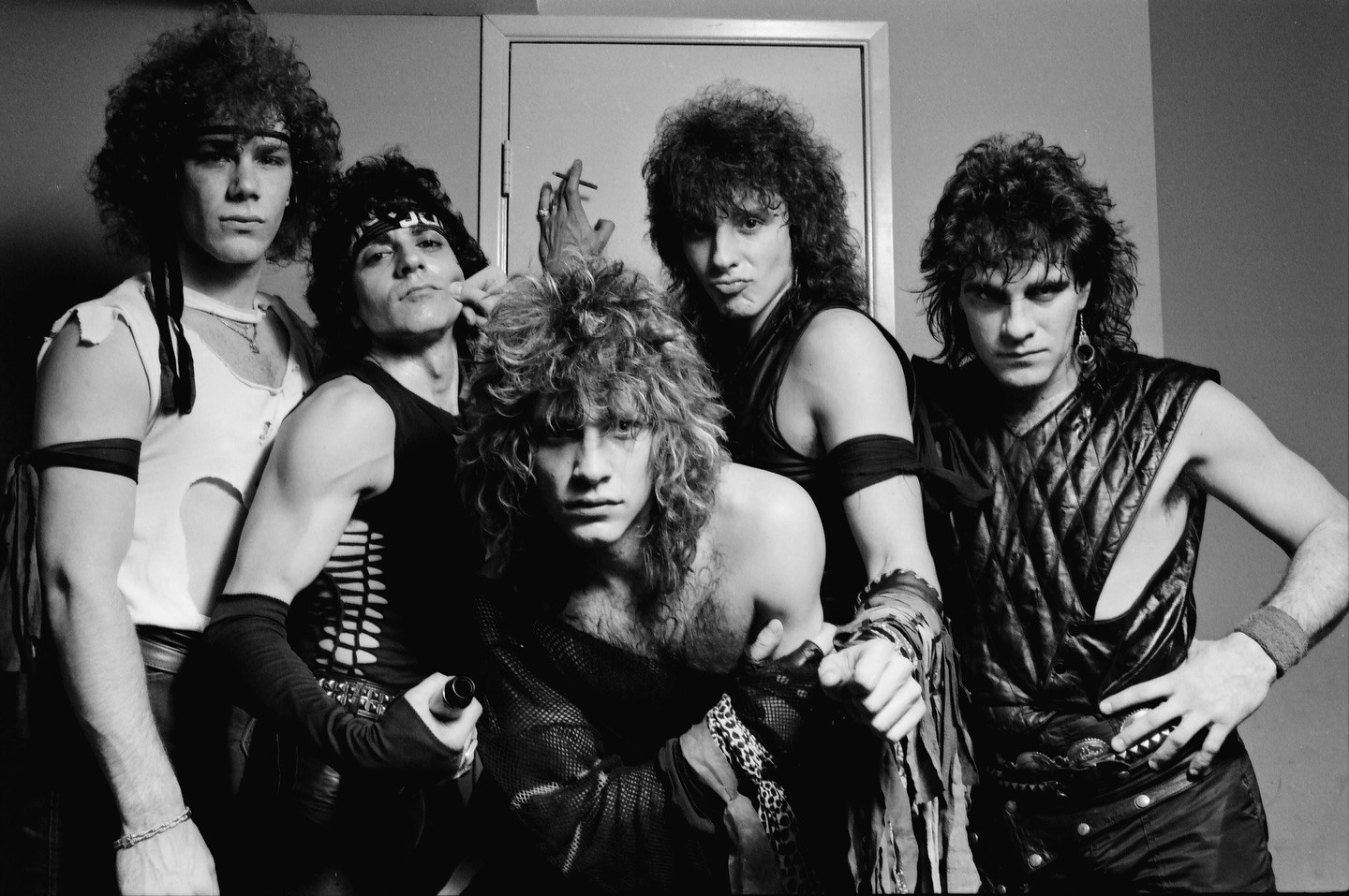 Bon Jovi rebate críticas e celebra 40 anos de banda com nova série: 'Envelhecer não me assusta'