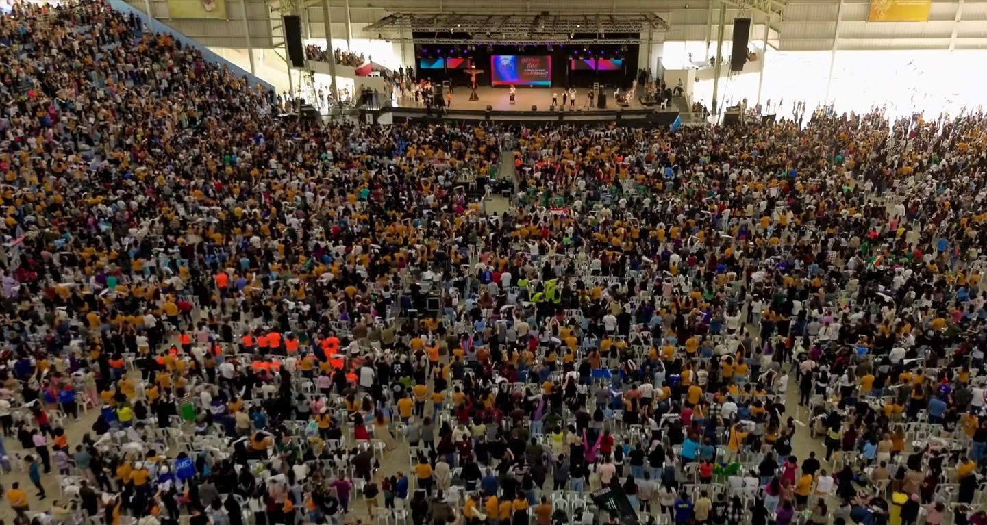 Evento católico em Cachoeira Paulista reuniu 187 mil fiéis, público cinco vezes maior que a população da cidade