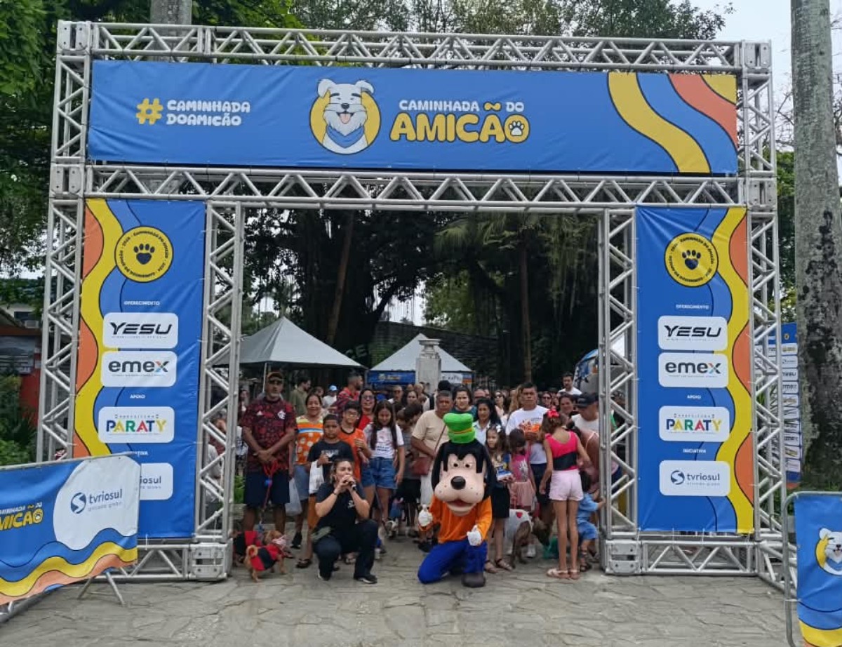 Veja como foi a 1ª edição da 'Caminhada do Amicão' em Paraty