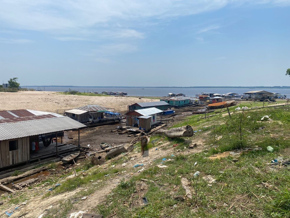 Lago Mauá, na Zona Leste de Manaus, durante a seca de 2023. Imagem feita em 5 de outubro de 2023 — Foto: Maurício Martins/Rede Amazônica