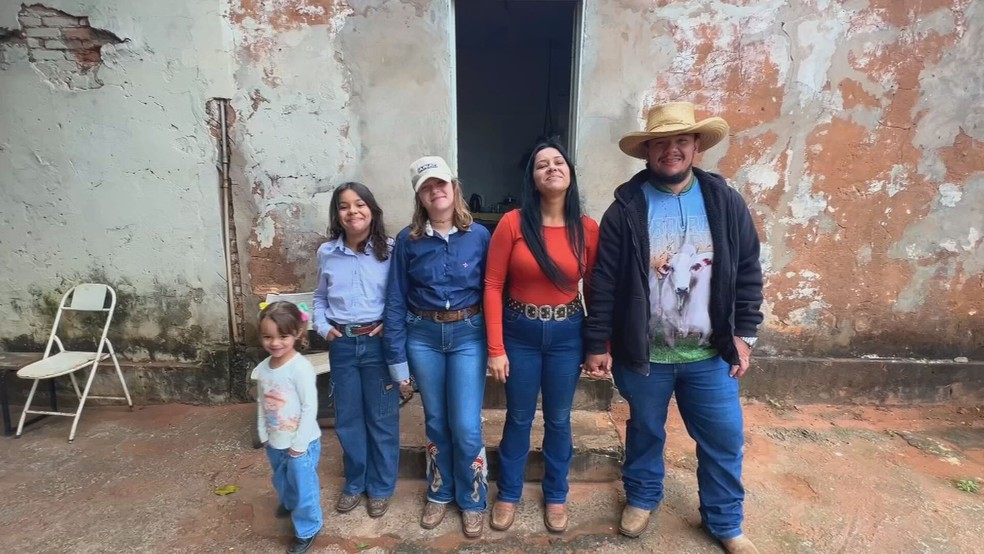 Crianças de Tupã trocam telas pela rotina no campo e se aproximam do agro — Foto: Reprodução / TV TEM