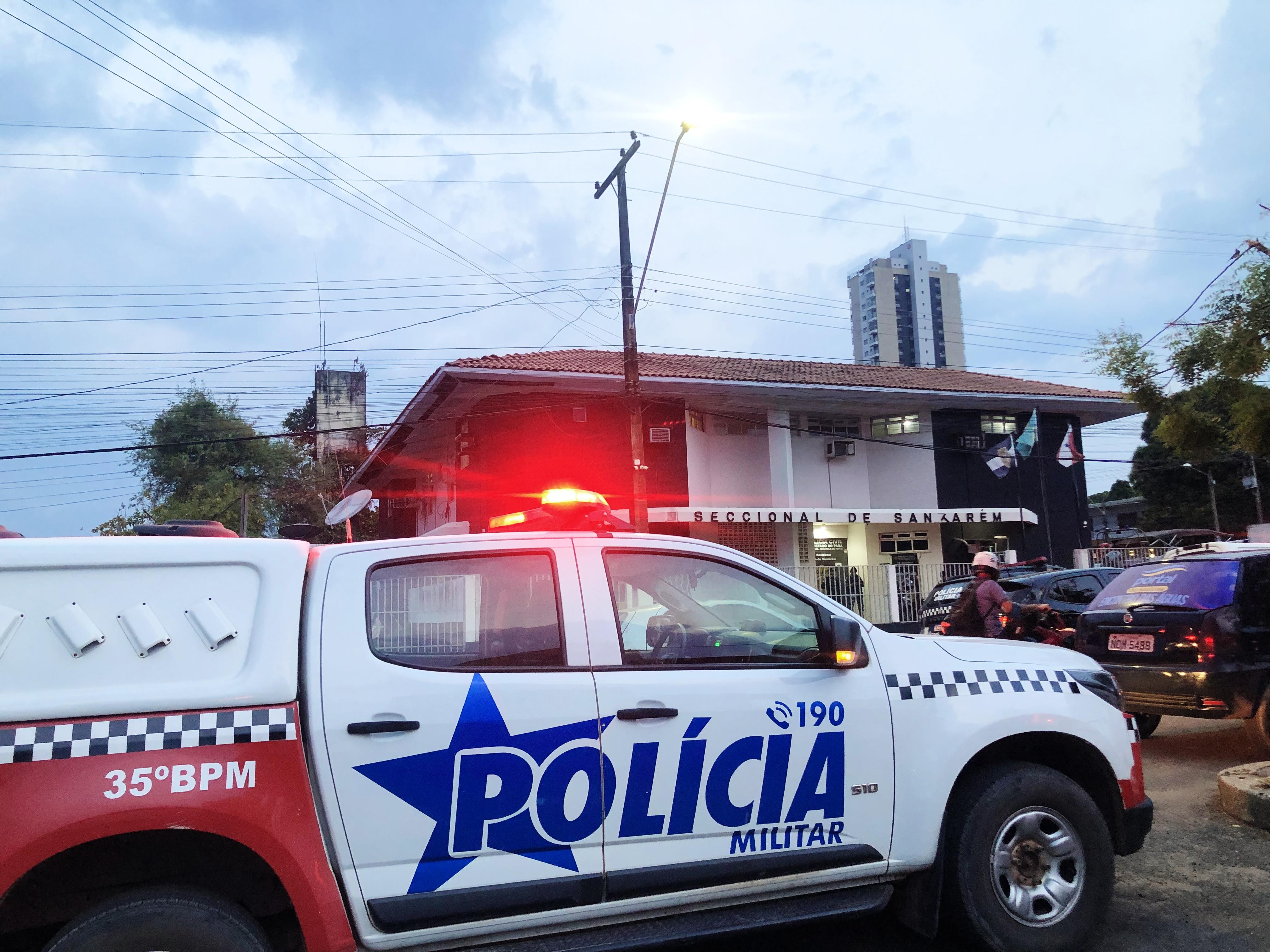 Polícia Militar cumpre mandado de prisão por estupro de vulnerável em Santarém