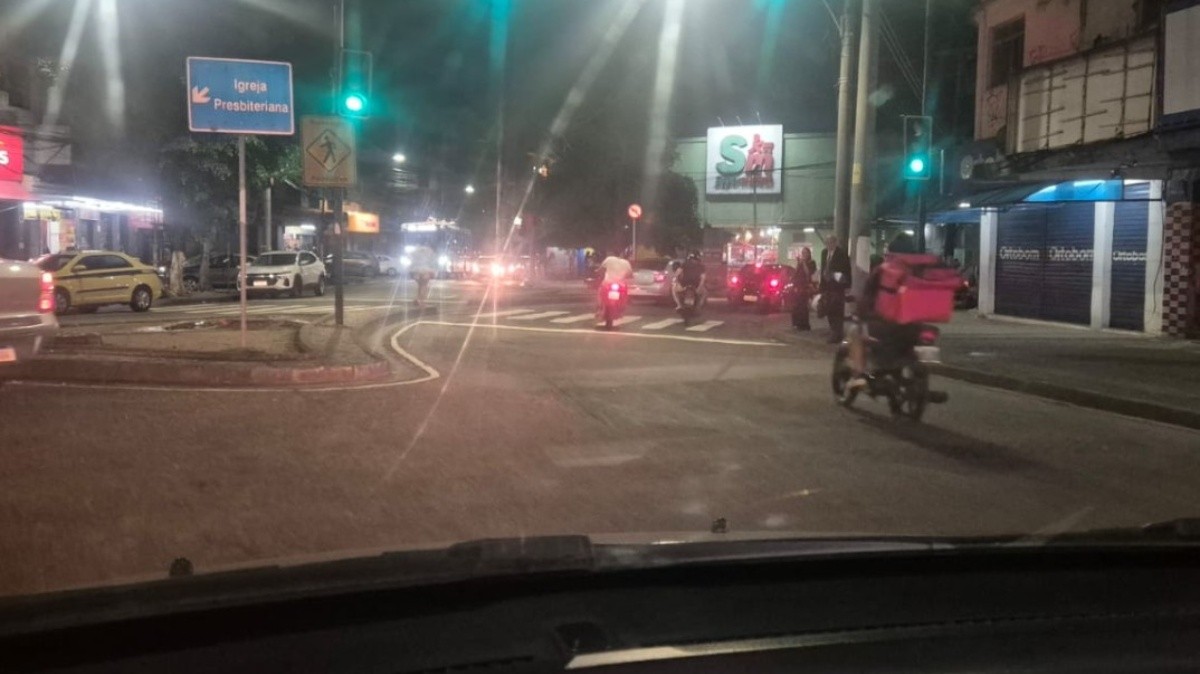 Moradora e mototaxista são baleados durante tiroteio na Ilha do Governador