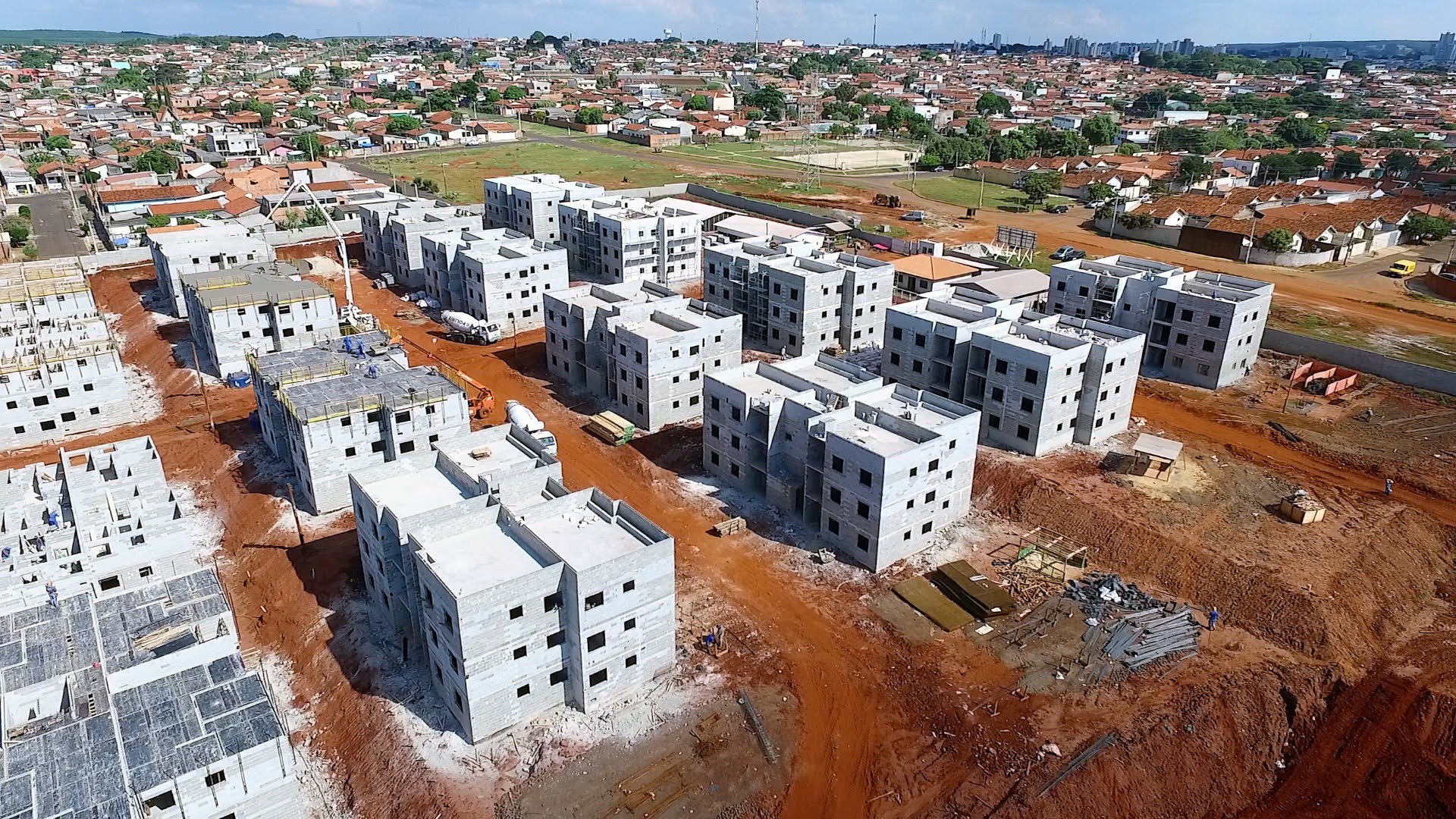 Déficit habitacional cai ao menor nível da série, mas mais moradias são inadequadas, diz pesquisa
