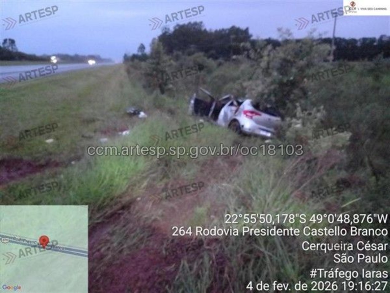 Motorista morre após perder o controle, bater em defensa metálica e capotar em rodovia do interior de SP