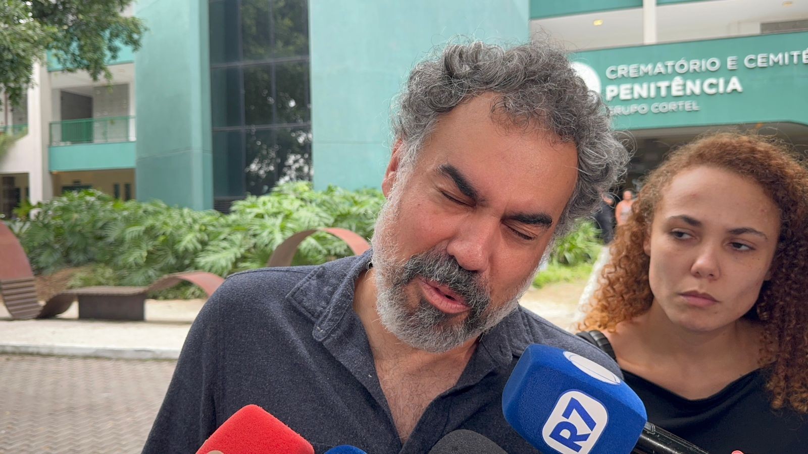 'O Rio não é uma cidade em que a gente vive, mas sobrevive', diz humorista que perdeu o filho em acidente com bike elétrica 