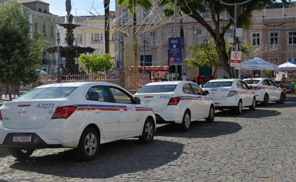 Prefeitura de Salvador lançou edital de credenciamento para taxistas táxi na capital baiana Salvador Bahia — Foto: Otávio Santos/Secom PMS