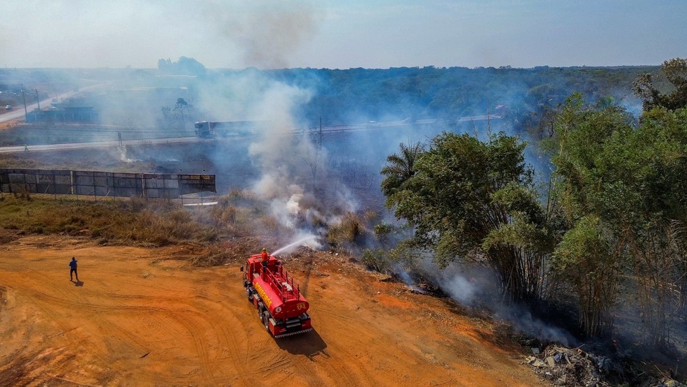 Incêndio atinge seis hectares de chácara em MT — Foto: Divulgação