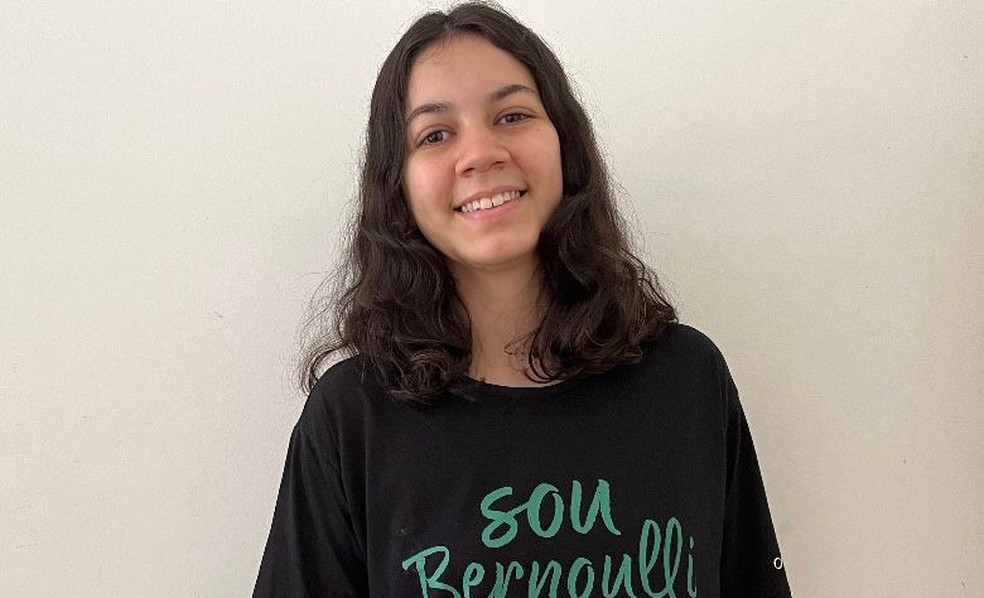 Beatriz é uma das quatro pessoas na Bahia a atingir a nota máxima na redação do Enem 2023 — Foto: Arquivo pessoal