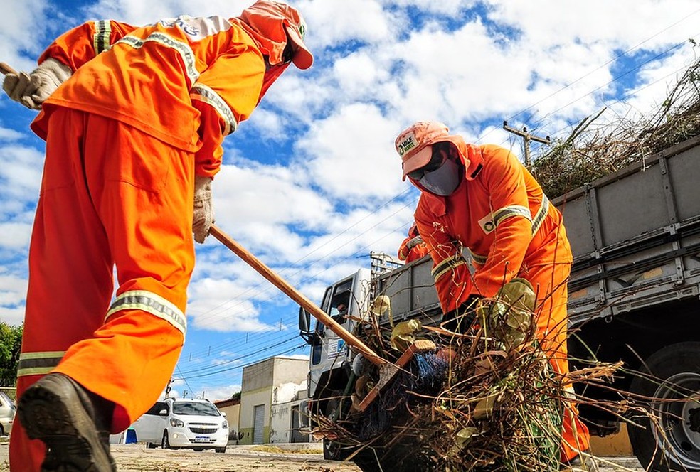 Garis em Mossoró, no Oeste potiguar. — Foto: Foto: Wilson Moreno/PMM