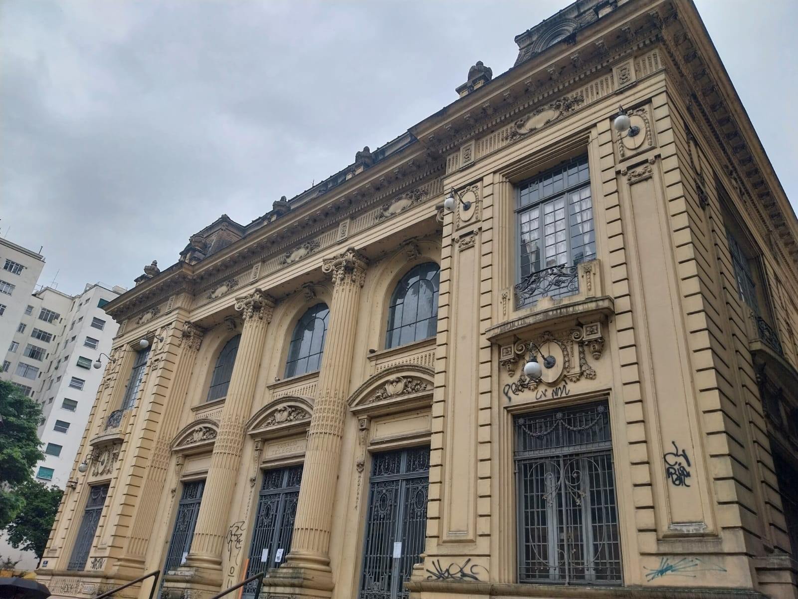 Prédio histórico dos Correios no centro de Petrópolis vai fechar para restauração