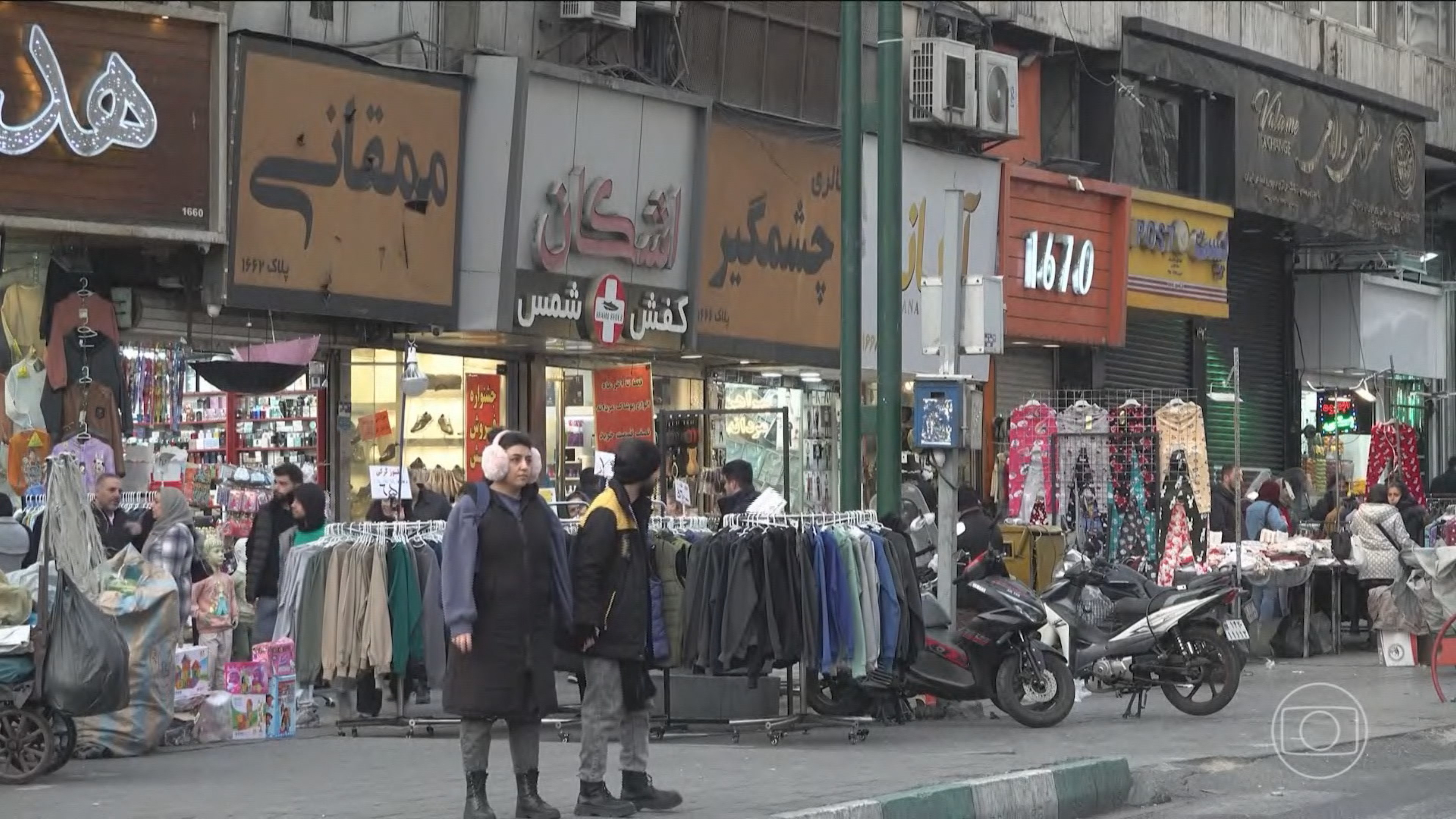 Crise econômica provoca manifestações populares no Irã