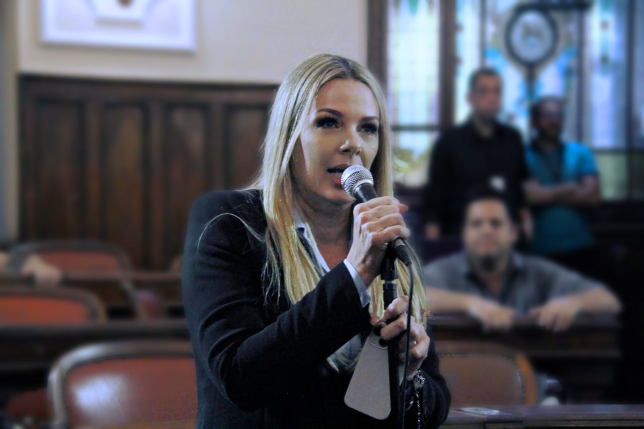 PL define Fernanda Louback, vereadora de Niterói, como vice de Douglas Ruas ao governo do Rio