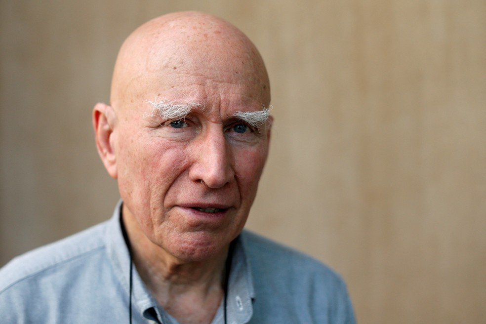 Sebastião Salgado durante entrevista em Bangkok, em 2014 — Foto: REUTERS/Jorge Silva/Arquivo