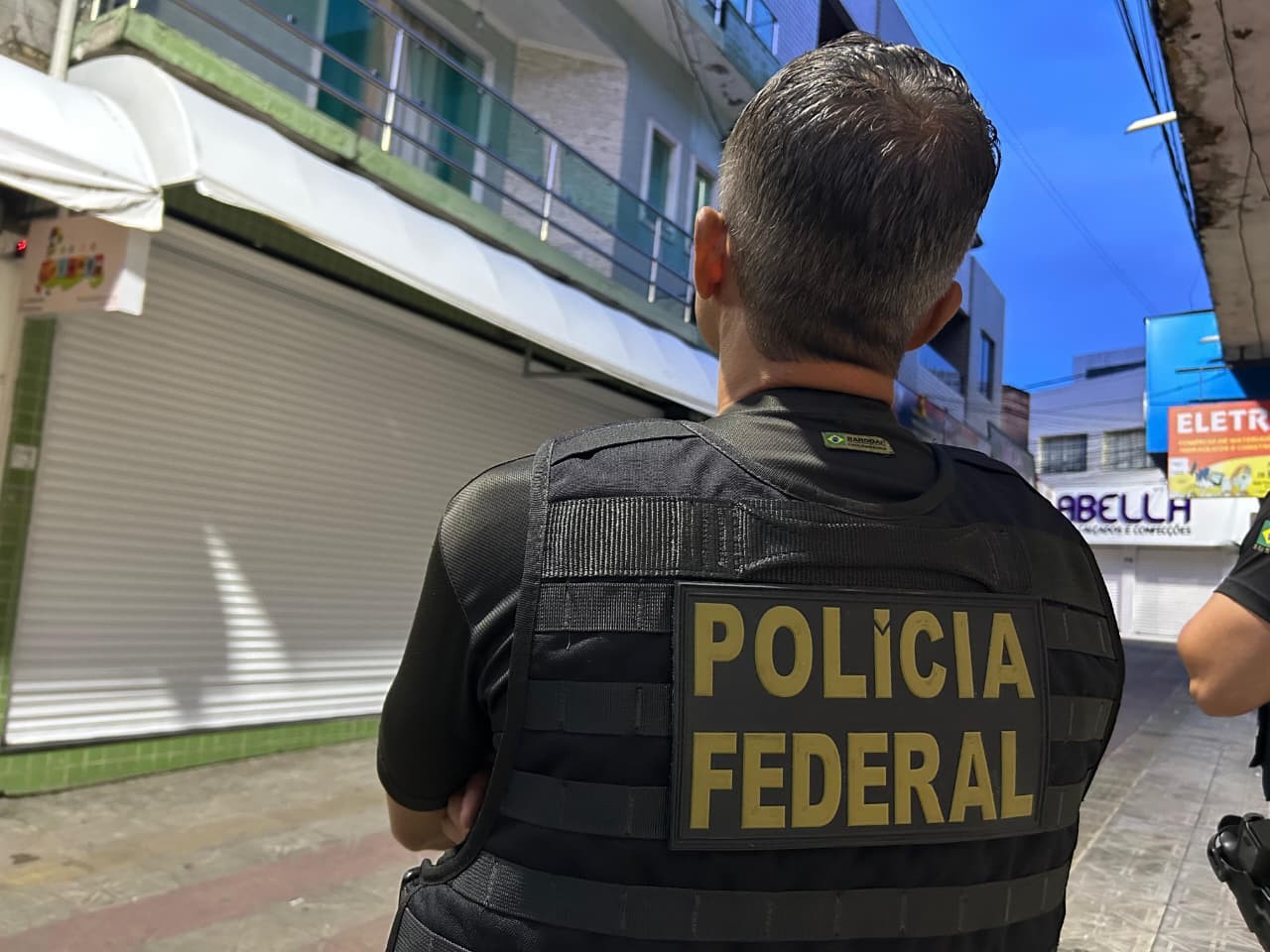 Fazendas de maconha e ordens do presídio: operação policial cumpre 13 mandados de prisão contra organização criminosa na Bahia
