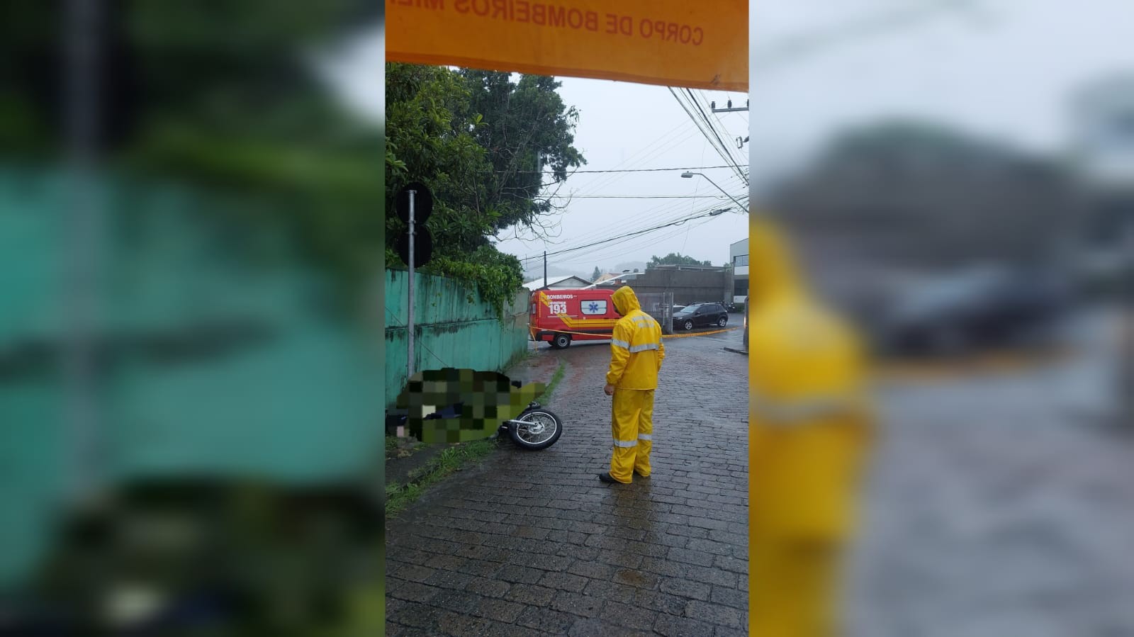 Jovem motociclista morre após ser atingido por cabo de alta tensão durante chuva em SC