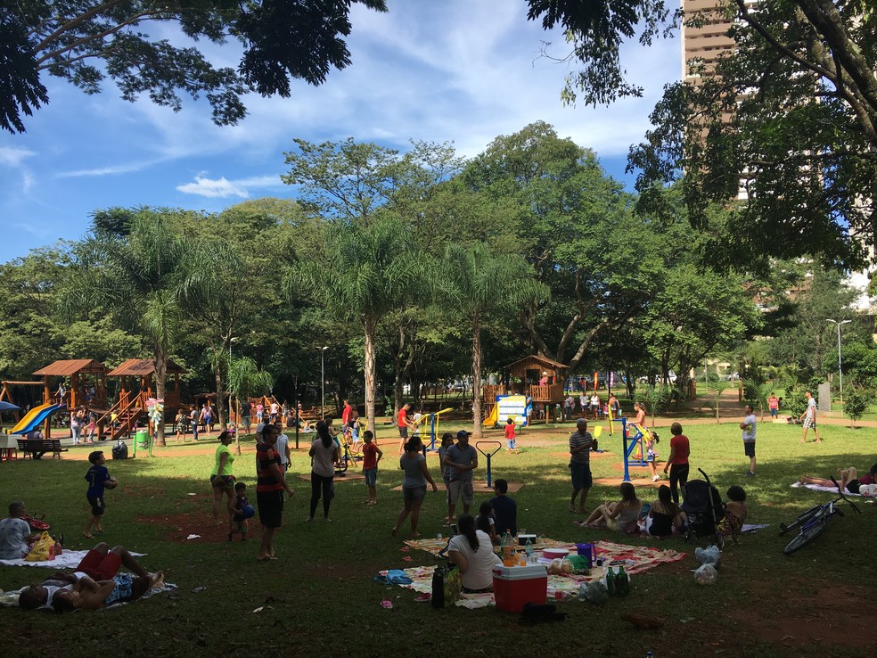 Fuja do calor: confira 26 lugares para amenizar os dias quentes em Goiânia